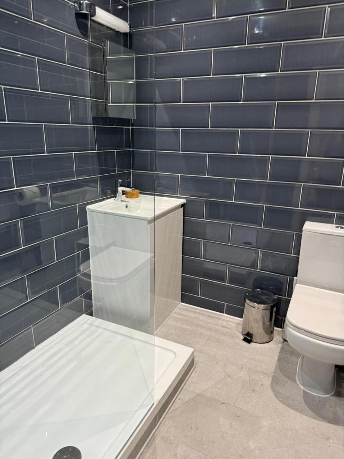 New Loft Style 2 Bed Maida Vale Sleeps 6 People Londres